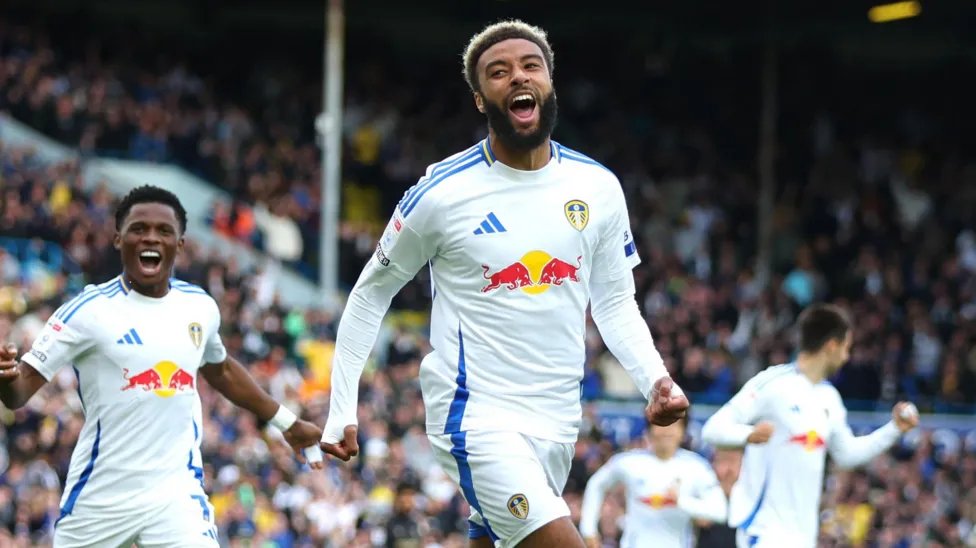 Despite injuries and absences, Leeds managed to secure a crucial win against Coventry. Farke remarked on the importance of pressing and counter-pressing, allowing them to score a third goal on the break. A testament to the squad's resilience! 🏆 #LeedsUnited #EFL