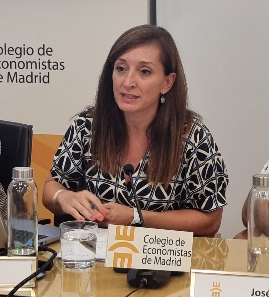 🎙️Paula Papp de Frontier Economics nos explica cómo la economía del comportamiento se ha convertido en una herramienta de regulación y su aplicación en servicios financieros.
#EconomíadelaConducta