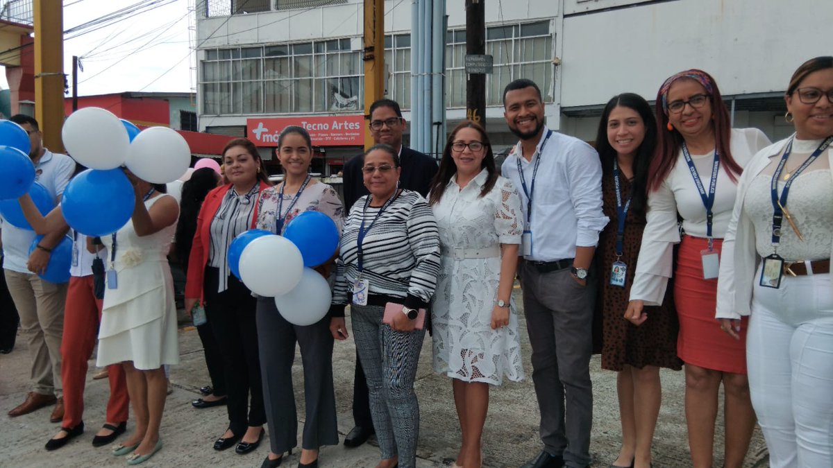 PGN_PANAMA's tweet photo. A nivel nacional, la #Conapredes y la @PGN_PANAMA realizaron de manera simultánea una gran #CadenaHumana a nivel nacional, junto a las instituciones que la conforman.
#DaleLIKE
#Panamá #LibreDeExplotaciónSexual #SonPersonasNoObjetos https://t.co/yB3jFfDBLM