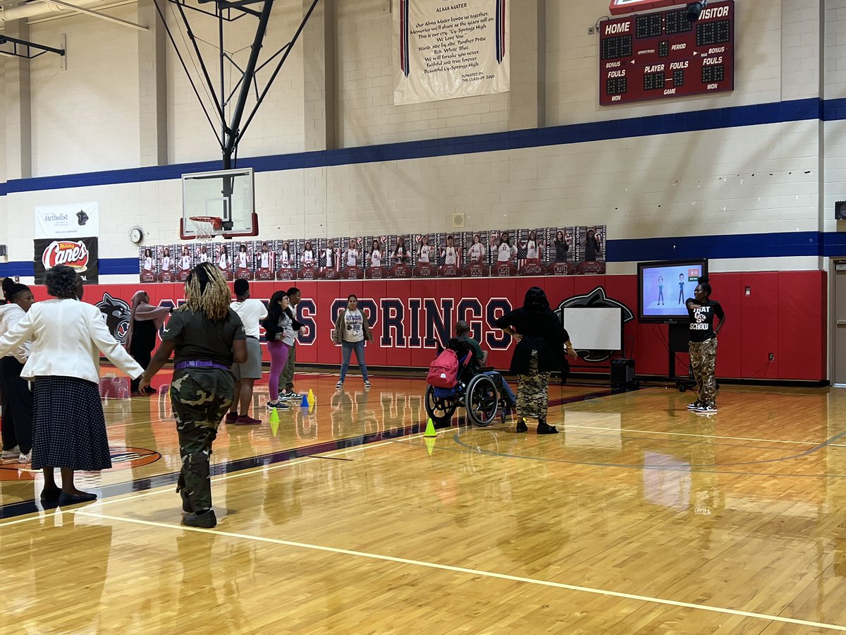 Julie Hinaman tweet media