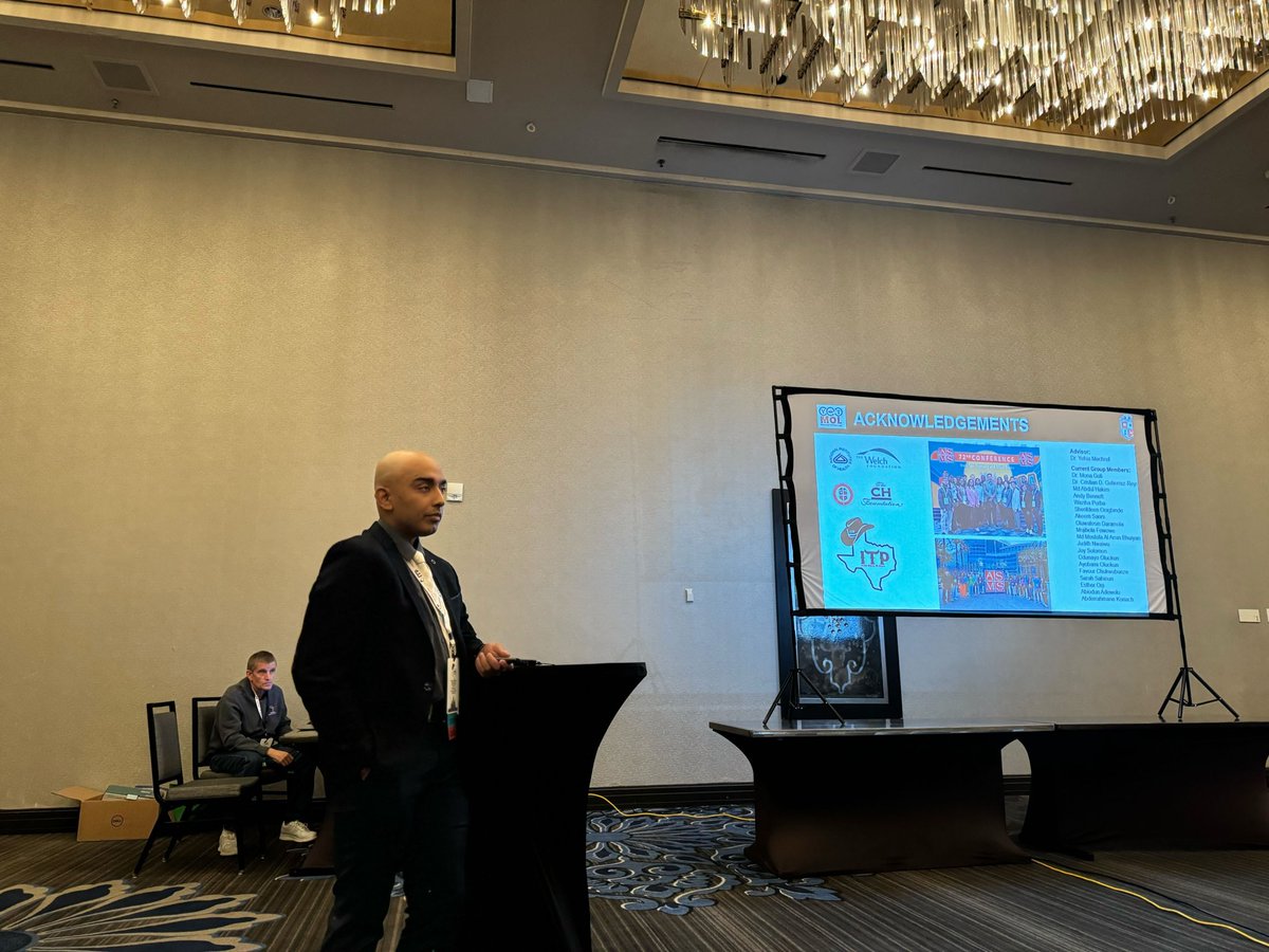mechrefgroup's tweet photo. We introduce our speakers from session II

Slide 1: Dr. Katarína Maráková - Session Chair 
Slide 2: Dr. Doug Carlton (Shimadzu Scientific Instruments)
Slide 3:  Vishal Sandilya 
Slide 4: Ryan Jacob Burk

#Day2 #sessionII
#conference #ITP #research #MechrefOmicsLab
#TTU https://t.co/yzyyDMlr5F