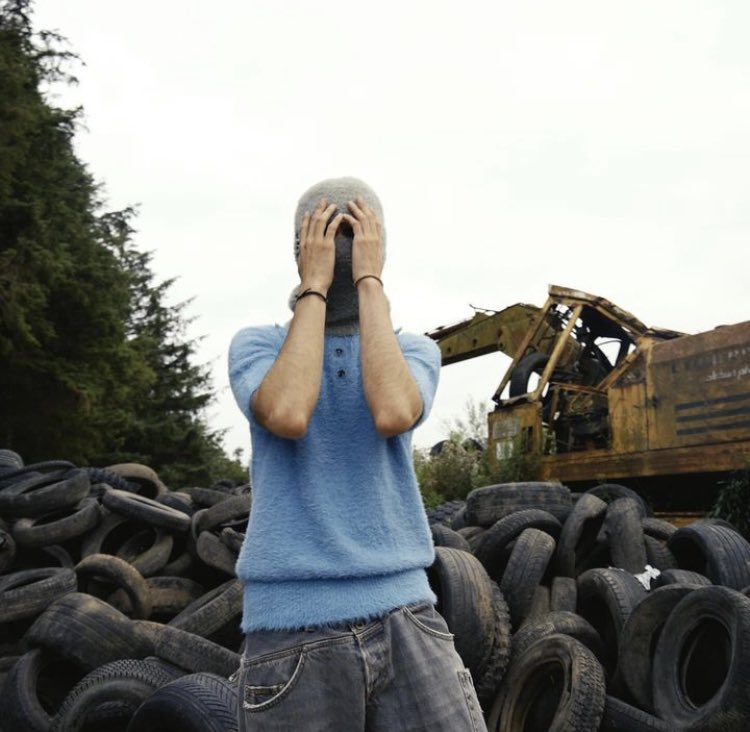 inovermg's tweet image. SÉRIE DE THREAD : LES RAPPEURS QUI VONT TOUT CASSER QUAND ILS VONT DROP

EP 2 : DARA