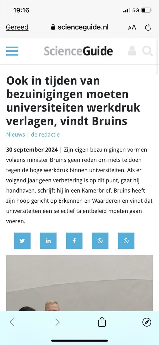Remco Breuker (@koryoinleiden) on Twitter photo Ik heb onderhand geen woorden meer voor de hypocriete bullshit peddling waar <a href="/MinisterOCW/">Eppo Bruins</a> en zijn ministerie zich aan bezondigen. Hoe haal je dit in je hoofd. Moeten we ondertussen ook nog borden op ons hoofd balanceren terwijl we de werkdruk verlagen soms? Ik heb onderhand geen woorden meer voor de hypocriete bullshit peddling waar <a href="/MinisterOCW/">Eppo Bruins</a> en zijn ministerie zich aan bezondigen. Hoe haal je dit in je hoofd. Moeten we ondertussen ook nog borden op ons hoofd balanceren terwijl we de werkdruk verlagen soms?