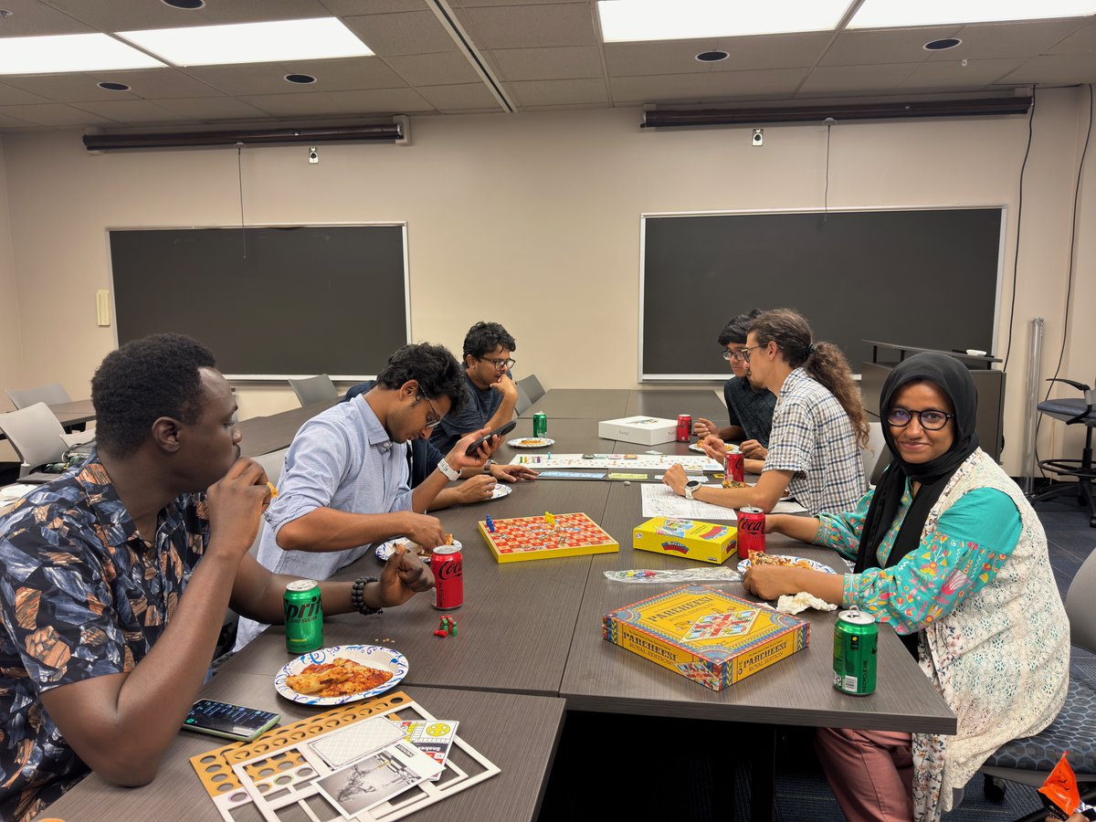 UBaegls's tweet photo. Thank you to everyone who joined BAEGLS for our first International Games Night! It was an incredible evening celebrating our diverse group through fun and games. Swipe through to see some of the memorable moments!
#GamesNight #GraduateStudent https://t.co/U4dByjhFdm