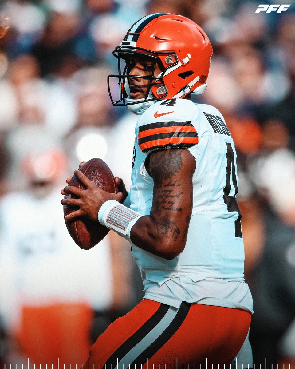 The highest-graded Browns in Week 4 vs the Raiders:

🥇 Deshaun Watson - 86.0
🥈 Devin Bush - 77.1
🥉 Jeremiah Owusu-Koramoah - 74.8
🏅 Jerome Ford - 74.3
🏅 Myles Garrett - 71.8

(min. 25 snaps)