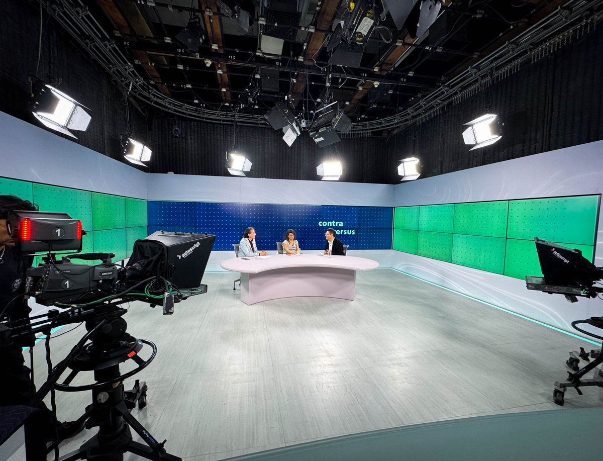 OnceNoticiasTV's tweet photo. 🟢〰️🟩 #ContraVersus
El legado de AMLO… ¿a qué retos se enfrentará Claudia Sheinbaum?
¡No te pierdas el análisis con Teresa Rodríguez de la Vega (@tesiture) y Alejandro Almazán (@elalexalmazan)!
⏰ Este lunes, 19:30 h
#OnceNoticias 🔻 https://t.co/5KNVaqksjh
