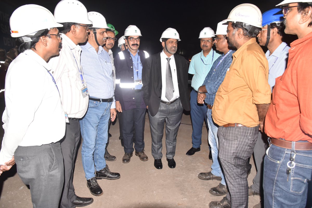 RINL (@rinl_vsp) on Twitter photo Shri AK Saxena visited Blast Furnace-2 at #RINL today, interacting with the dedicated team behind the furnace operations. A focus on strengthening production efficiency is underway <a href="/hd_kumaraswamy/">ಹೆಚ್.ಡಿ.ಕುಮಾರಸ್ವಾಮಿ | H.D.Kumaraswamy</a> <a href="/BjpVarma/">Bhupathiraju Srinivasa Varma</a> <a href="/SteelMinIndia/">Ministry of Steel</a> <a href="/MOIL_LIMITED/">MOIL LIMITED</a> <a href="/PibSteel/">PIB Steel Ministry</a> <a href="/PIB_India/">PIB India</a> <a href="/PMOIndia/">PMO India</a> Shri AK Saxena visited Blast Furnace-2 at #RINL today, interacting with the dedicated team behind the furnace operations. A focus on strengthening production efficiency is underway <a href="/hd_kumaraswamy/">ಹೆಚ್.ಡಿ.ಕುಮಾರಸ್ವಾಮಿ | H.D.Kumaraswamy</a> <a href="/BjpVarma/">Bhupathiraju Srinivasa Varma</a> <a href="/SteelMinIndia/">Ministry of Steel</a> <a href="/MOIL_LIMITED/">MOIL LIMITED</a> <a href="/PibSteel/">PIB Steel Ministry</a> <a href="/PIB_India/">PIB India</a> <a href="/PMOIndia/">PMO India</a>