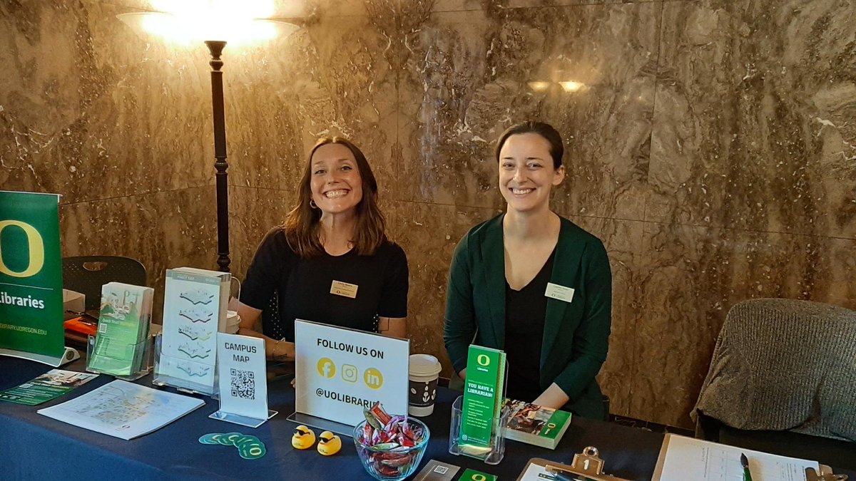 🍁 Kick off fall term on the right foot! 👟 Our welcoming library team is offering snacks, swag, and fantastic prizes at several locations. Visit us at Knight, Price Science Commons, Design, or Portland branches.🏛️ Discover how we can help champion your success! 📚 Go Ducks!