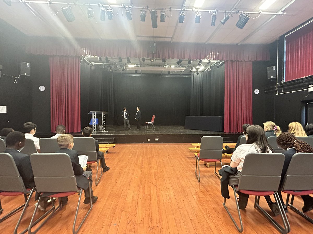 Awesome work from Year 7. Creating characters and scenarios from a basic script. Da Iawn 🎭👏🏻 #WillowsWay #WillowsPerformingArts