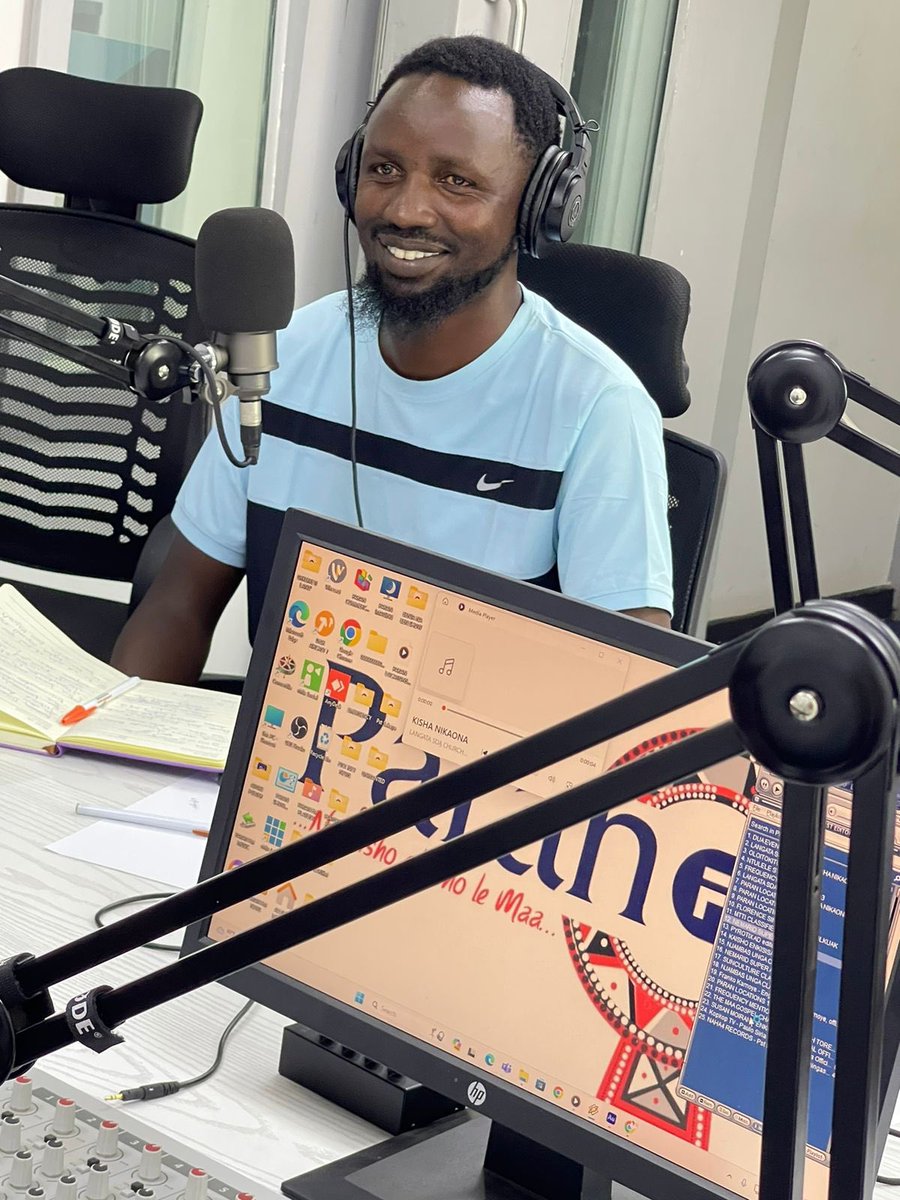 Youth Anti-FGM Network KE (@youthantifgmke) on Twitter photo YANK Narok Focal person <a href="/SurumP/">surum stanoh</a> had an impactful discussion at Paran FM about the crucial role men play in the fight against FGM! In patriarchal societies, men's voices can make a significant difference. He shared on YANK's initiatives and urge more youth to join our movement! YANK Narok Focal person <a href="/SurumP/">surum stanoh</a> had an impactful discussion at Paran FM about the crucial role men play in the fight against FGM! In patriarchal societies, men's voices can make a significant difference. He shared on YANK's initiatives and urge more youth to join our movement!
