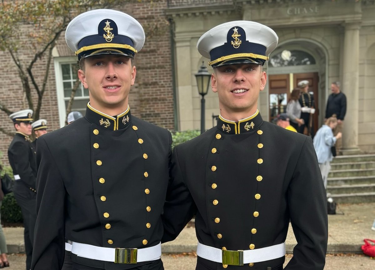 LoyolaDons's tweet photo. Eric Key '23 and Andrew Rowan '24 connected at the conclusion of their Regimental Review at the United States Coast Guard Academy. #Dons4Life #SemperParatus https://t.co/3z7klQEgGd