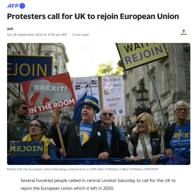 julianHjessop's tweet photo. @ramonagusta Well, they managed to entertain a crowd of 'several hundred people', including the peerless Steve Bray... 😉
#RejoinEUMarch https://t.co/GdmqmundGb