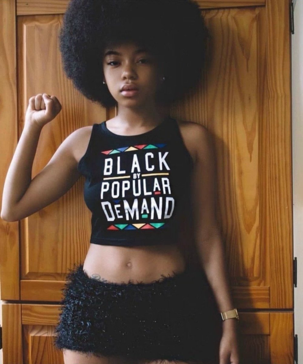 NicoleSaun67062's tweet image. Y'all situation will remain th same for th next 50yrs if y'all dn't wake up &amp;amp; unite under EFF. It's over 100 days now since the GNU takes off, did u get a job, besides being sold lies of fuel price cut, jobs creation &amp;amp; rand confident? Why is it so easy to decieve &amp;amp; mislead y'all?