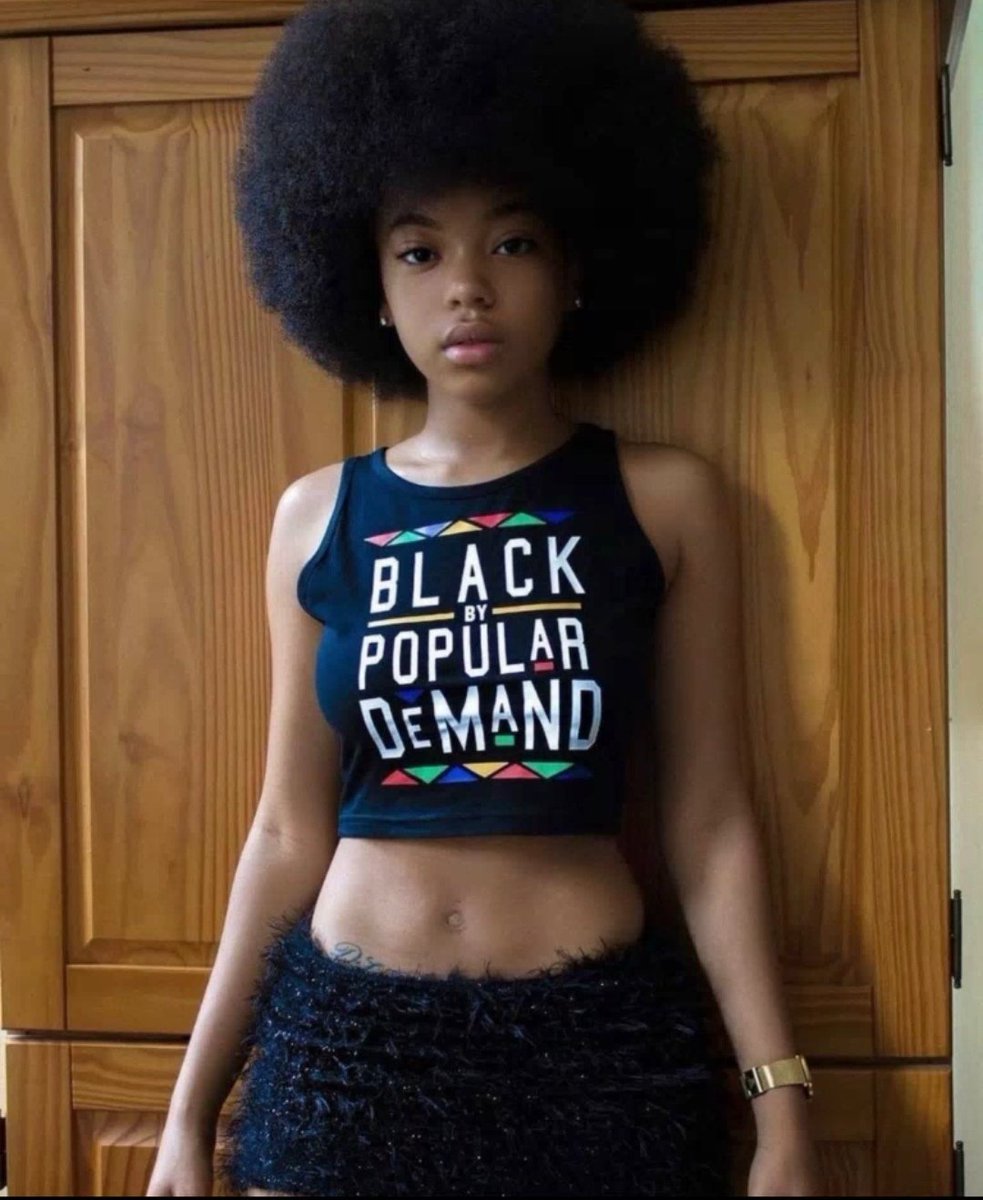 NicoleSaun67062's tweet image. Y'all situation will remain th same for th next 50yrs if y'all dn't wake up &amp;amp; unite under EFF. It's over 100 days now since the GNU takes off, did u get a job, besides being sold lies of fuel price cut, jobs creation &amp;amp; rand confident? Why is it so easy to decieve &amp;amp; mislead y'all?