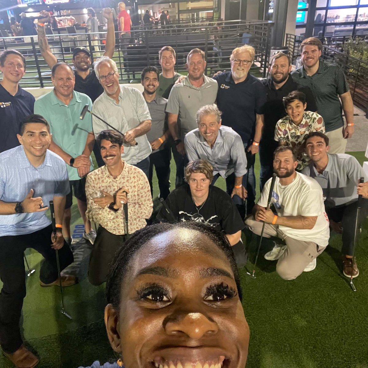 squarerobots's tweet image. Our Boston team flew to Houston for growth initiatives, collaboration, and hands-on training! After meetings, we relaxed with food, drinks, and fun!🏌️‍♂️

#puttputtgolf #teamcollaboration #roboticsolutions #innovation #teambuilding