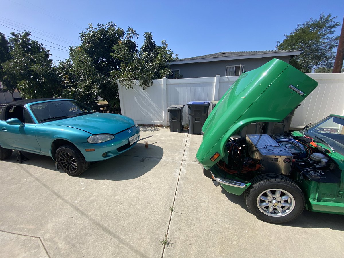 Jay_Bast's tweet photo. This weekend I replaced the recalled #Powerstop stainless brake hoses with a set from 949Racing. Apparently I wasn't supposed to throw out the old hoses to claim my recall reimbursement... But we'll see what they say. https://t.co/A0TEyG7X9k