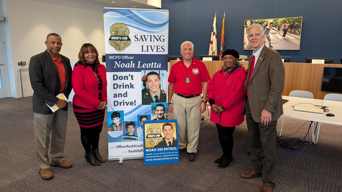 SafeRoadsMD's tweet photo. Tomorrow, October 1, convicted #DUI offenders in @StateMaryland must install an #ignitioninterlock device in their vehicles to prevent further DUIs. SafeRoadsMD board members pose w/ @NoahOnPatrol leader Rich Leotta at @MD_MVA briefing in Wheaton. @AAAMDNews https://t.co/pdvQdkQIqJ
