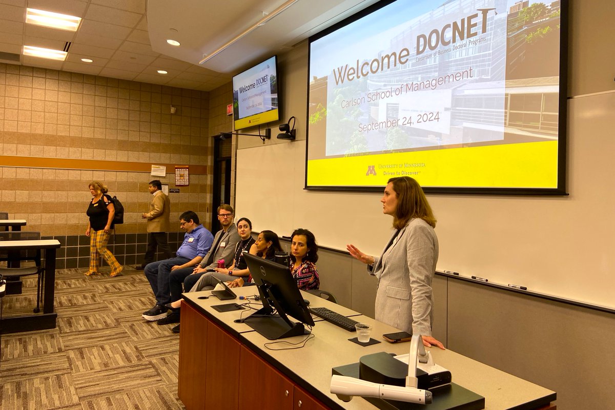 csom_phd's tweet image. We had a fantastic DocNet Recruitment event last week! Thank you to everyone who was able to attend. Our panel session was very informative with great engagement and questions, we hope all attendees took the opportunity to discuss their futures with multiple uni reps! #csom #phd