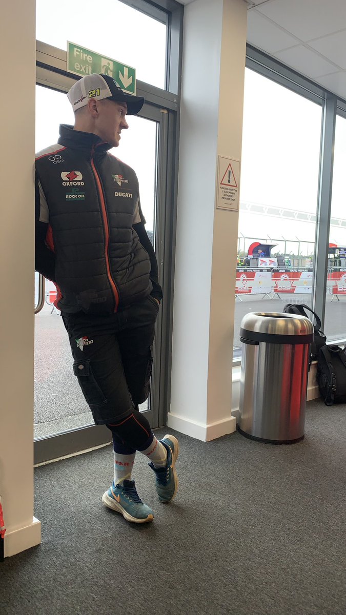 Kate Betts tweet media