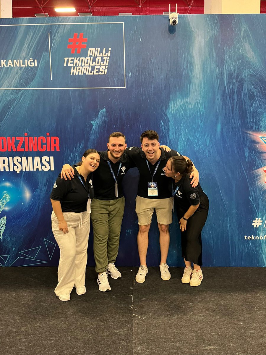 Teknofest Antalya'da bu sene ilk kez düzenlenen “Blok Zincir” yarışmasını dördüncü olarak tamamladık! 🚀

Bu süreçte destekleriyle bize yol gösteren değerli jüri üyelerine teşekkürler. Birlikte başardık, daha nice projelerde görüşmek üzere!⛓️🤍 
#TEKNOFEST2024