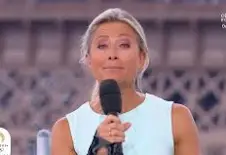 ChLECHEVALIER's tweet photo. NOUVEL EXPLOIT D'ANNE-SOPHIE LAPIX !!

Ce soir, sur Télé_Macronie (@infofrance2), Dame LAPIX a lancé un sujet sur l'explosion de la DETTE, sans une seule fois :
     - citer #MACRON
     - nommer @BrunoLeMaire... 

                                               Bravo !!
                  Vraiment bravo au "Service Public"... 👏👏