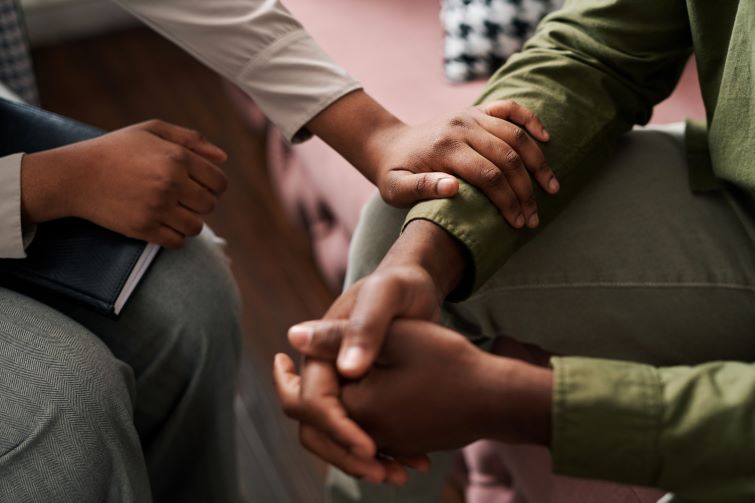 The intensity of mental health challenges can ebb and flow over a lifetime. In this podcast with Dr. Karen Swartz, we learn more about the continuum of mental health and how employers can lower the barriers to care for employees and their families. okt.to/OF8iYk