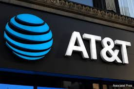 upuknews1's tweet photo. #LATEST : AT&amp;T says there's nothing wrong with its network. 
In a statement posted on X, AT&amp;T says "Down Detector is likely reflecting challenges our customers are having attempting to connect to users on another network.

#MobileOutage #AT&amp;T #NATIONWIDEOUTAGE #outage #USA #US https://t.co/CJqbr1vzvO
