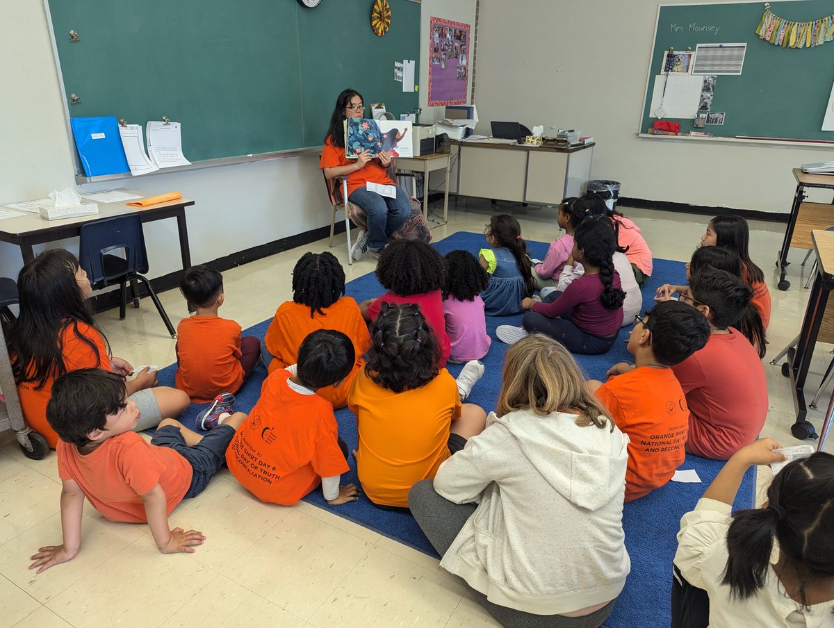 gillisgreen205's tweet photo. Students participated in a school-wide read aloud event celebrating Indigenous authors. 🧡 https://t.co/TqZ6dHyDG4