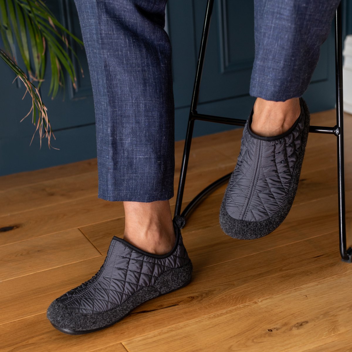 Every pair of SnugToes is designed to last. Quality that keeps your feet warm for longer = less waste in landfills. 🧦♻️ Ready to join the cosy AND conscious crew? #SustainableLiving #EcoFashion #SustainabilityMatters #SnugToes