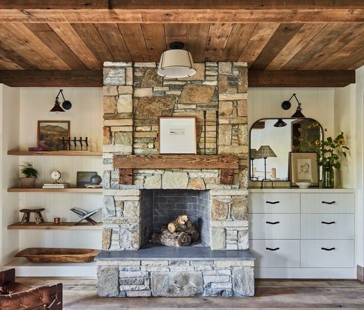 Gorgeous. 😍 Almost speechless! 🤭 Our own sales specialist Brenda Hunsinger worked with Julienne at Ridgecrest Designs to help with this masterpiece. Peninsula Building Materials supplied the stone for the fireplace and both bathrooms. #Peninsula #sales