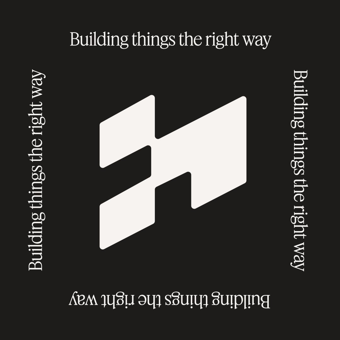 DesignUps tweet media