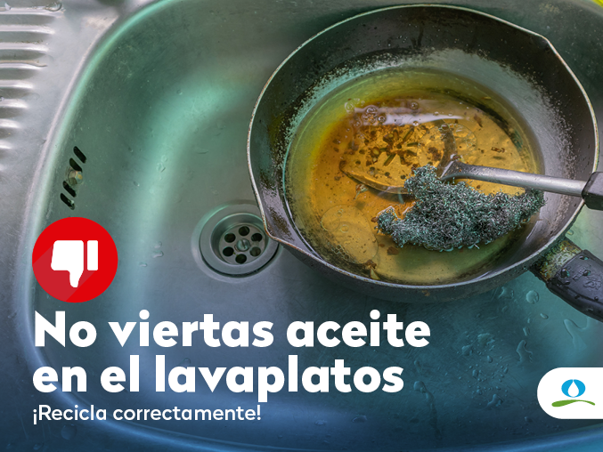 aguasaraucania's tweet image. 🔄♻️ ¡Evita reboses en tu hogar y en las calles! No viertas aceite en la red de alcantarillado, ya que provoca atascos y contaminación. Lleva tu aceite usado a nuestros puntos de reciclaje. ¡Juntos podemos hacer la diferencia! #AguasAraucanía #ReciclajeResponsable #CuidadoDelAgua