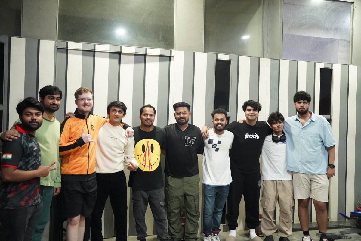 Our CODM boys are travelling to Atlanta  tonight with one unfinished bussiness in mind.
Wish them luck as they begin their World Championship journey starting 4th OCT 💛
#Dilsegodlike
