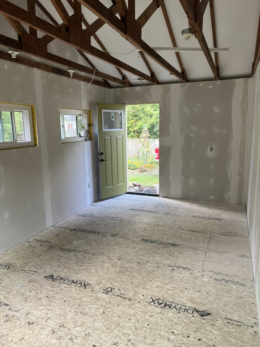 bckyrdndstry's tweet photo. Unexpected day off at home after travel plans did not pan out (me) &amp; hours maxed out (him). Remodeling the garage into a garage/studio split; it's behind schedule, so an extra day is a huge gift. Also, I love painting &amp; nailing &amp; problem solving because... results 1/x https://t.co/Sp9hXKyrs6