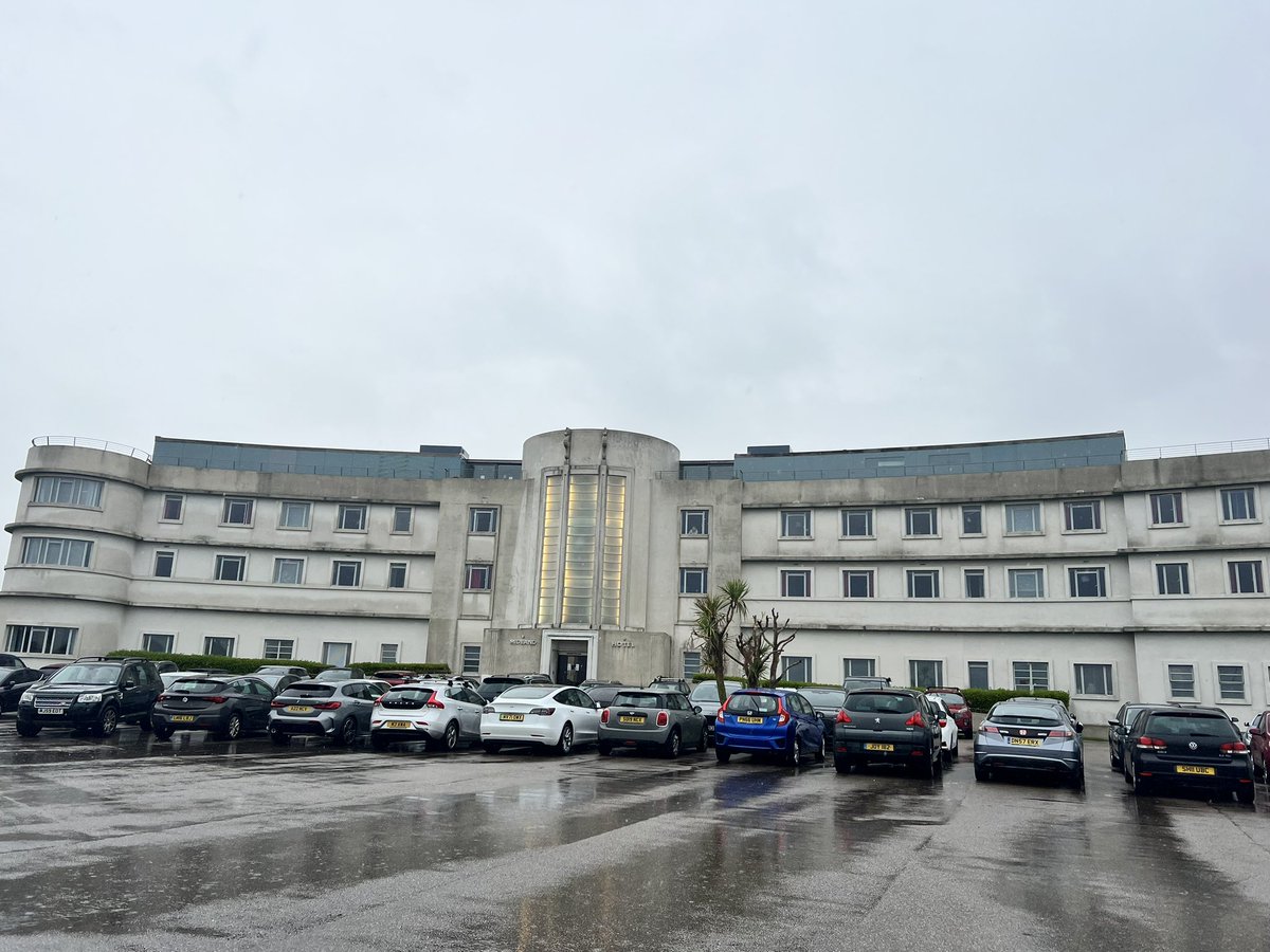 Deborah Helen Flynn tweet media