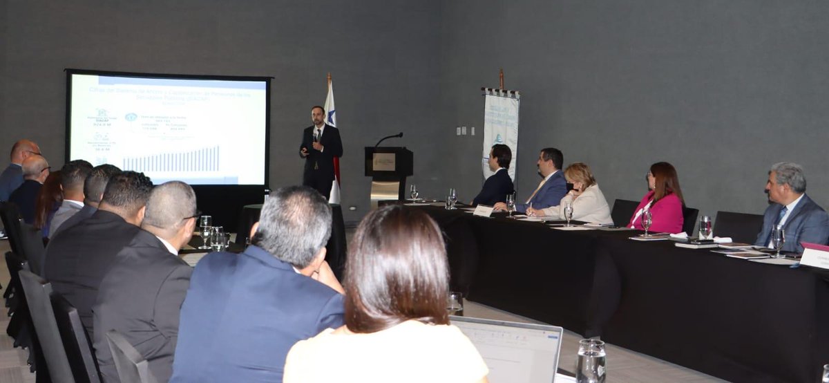 La supervisión, regulación y gestión de las inversiones fueron los ejes centrales abordados en el conversatorio con la Entidad Registradora Pagadora y las Administradoras de Inversión del SIACAP el 25 de septiembre de 2024.