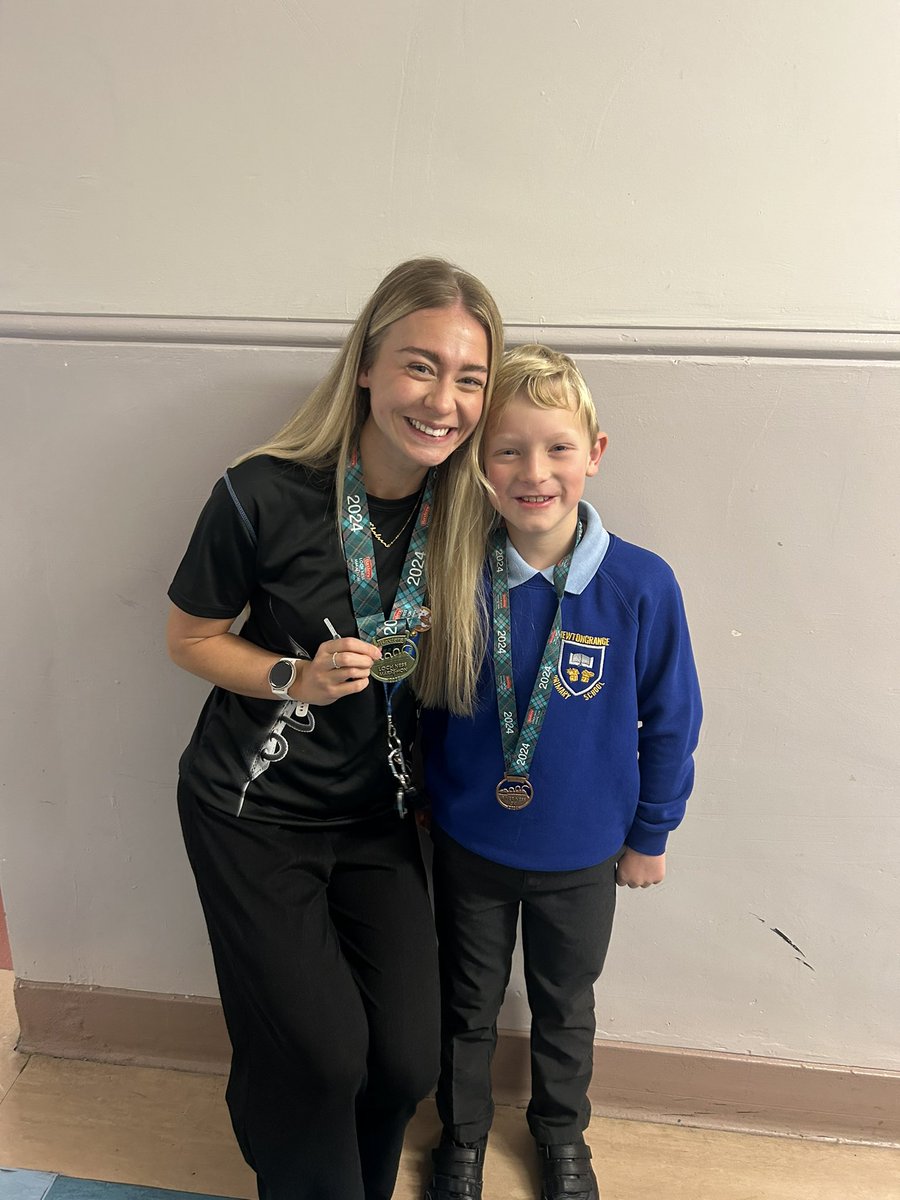 NewtongrangePS tweet media