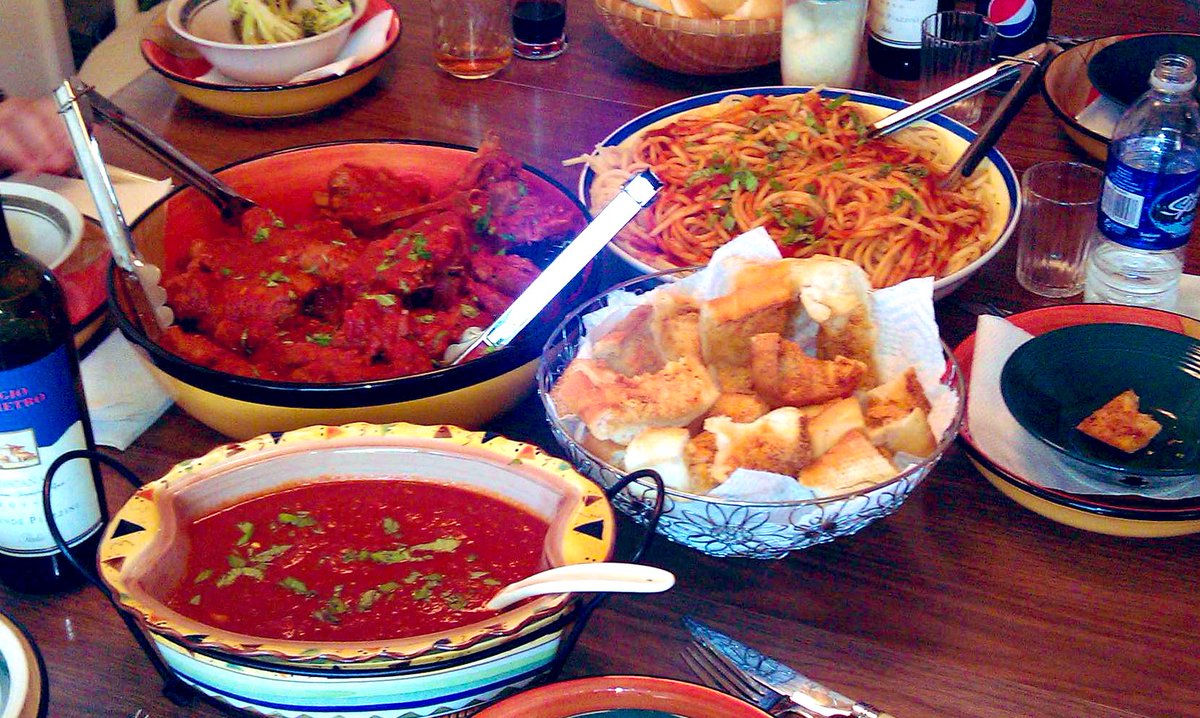 Well, I’ve been out of touch for a while for some personal reasons, but I heard some wonderful talk last night about my food so here you go guys <a href="/SandyRavage/">Sandy⚡️Ravage</a> <a href="/HuggoStglitz/">Hugo</a>