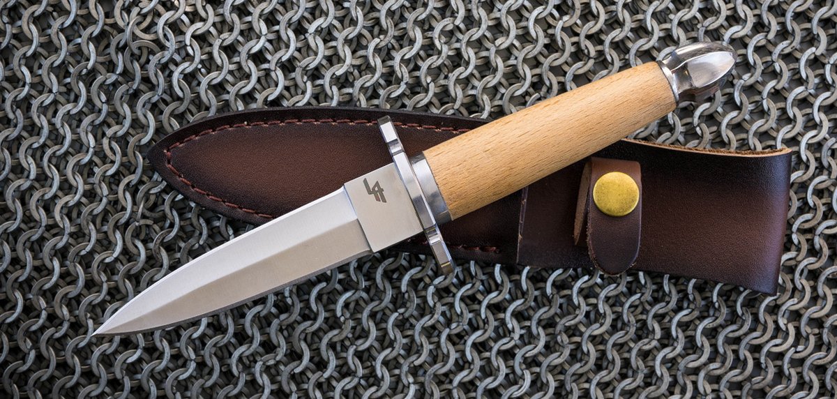 ✨ NEW from Legacy Arms ✨

Our new Medieval Feast knife has arrived! Great for a variety of genres, this #fixedbladeknife performs a variety of every day tasks.

#medievalknife #medievalknives #dagger #medievaldaggers #fixedbladeknives 

casiberia.com/product/mediev…