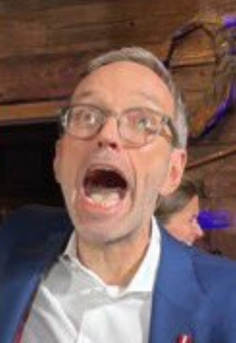 🦡DoubleDachs🦡 tweet media