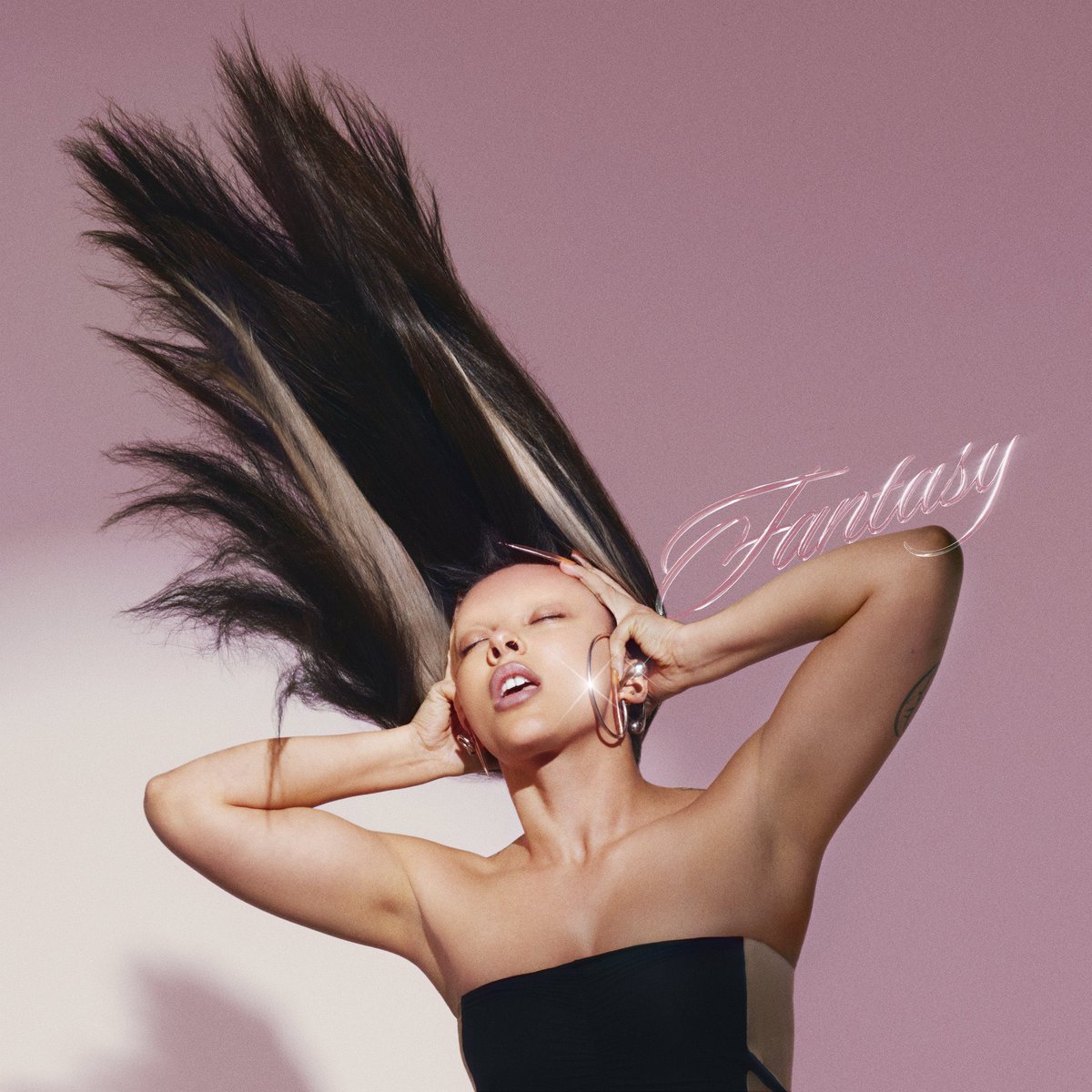 PopBase's tweet photo. JADE announces new single ‘Fantasy.’ Out October 18th. https://t.co/uTBcLqYoT9