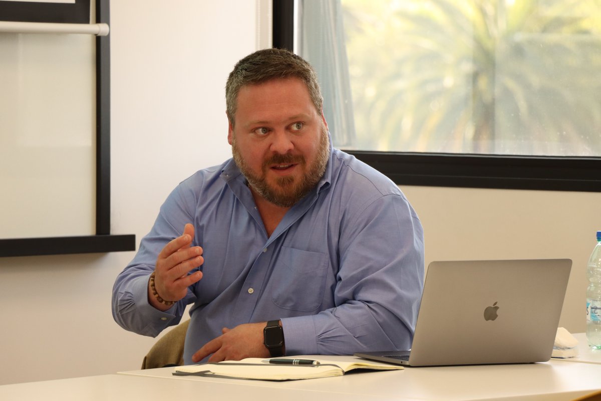 Inauguramos nuestro ciclo de talleres legales para emprendedores con una sesión dedicada a “El desafío de emprender - Cómo evitar los errores que matan tu startup”. 

👉 ¡No te pierdas el próximo taller de nuestro ciclo! ✅ Inscríbete aquí: lnkd.in/dF__GCdN