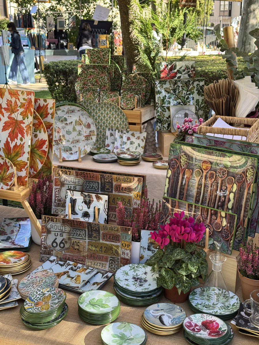 acobes1968's tweet photo. Gracias Zamora…!!!
#platosdecoupage https://t.co/JSMQ4udGRd