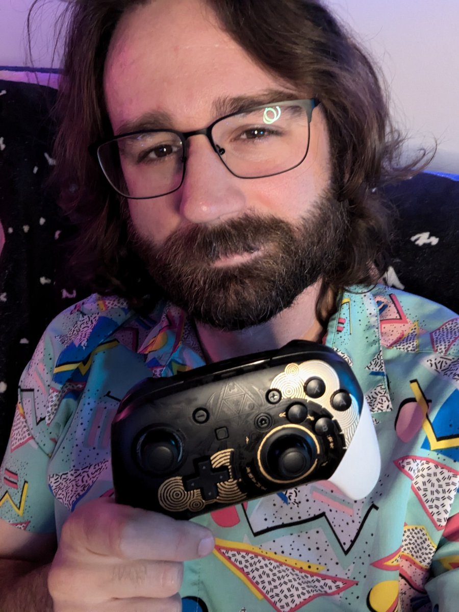 I'm celebrating hitting 1000 followers on Twitch tonight with community N64 multiplayer games on Switch! I'll be live at 9pm Eastern!