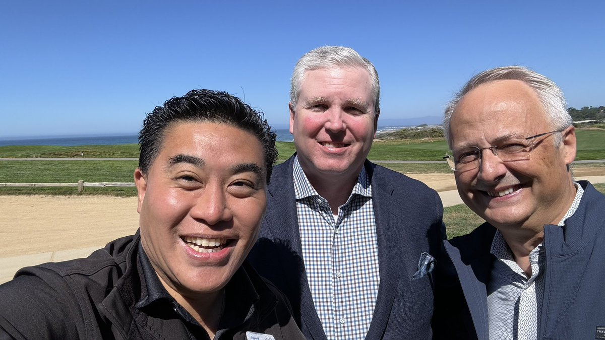 rwang0's tweet photo. MyPOv: a gorgeous day @PebbleBeachGolf
Here with @Capgemini Americas CEO @jimbailey88 and @JCViollier the god father of Spark #CapgeminiSpark https://t.co/l6wF0grCwj