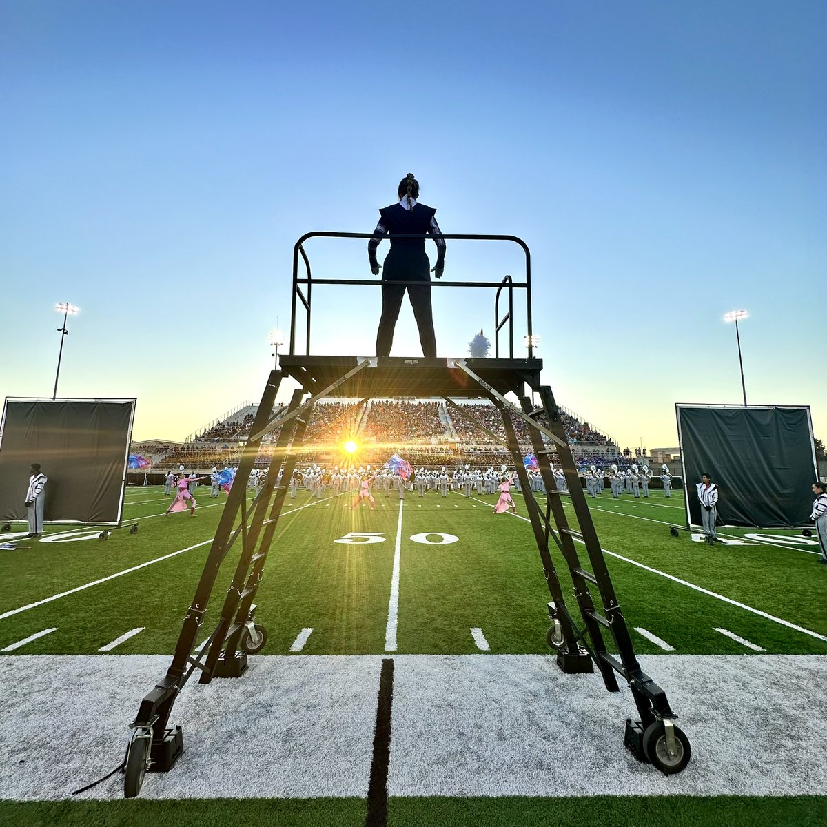 Annual Festival of Bands photo! 🥁🎺🎶

Not every district gets to boast about having the reigning 5A &amp; 6A state champions - and multiple state finalists!! Grateful to have such a supportive fine arts community in #1LISD.

#UILstate
#ForceOfTheFuture