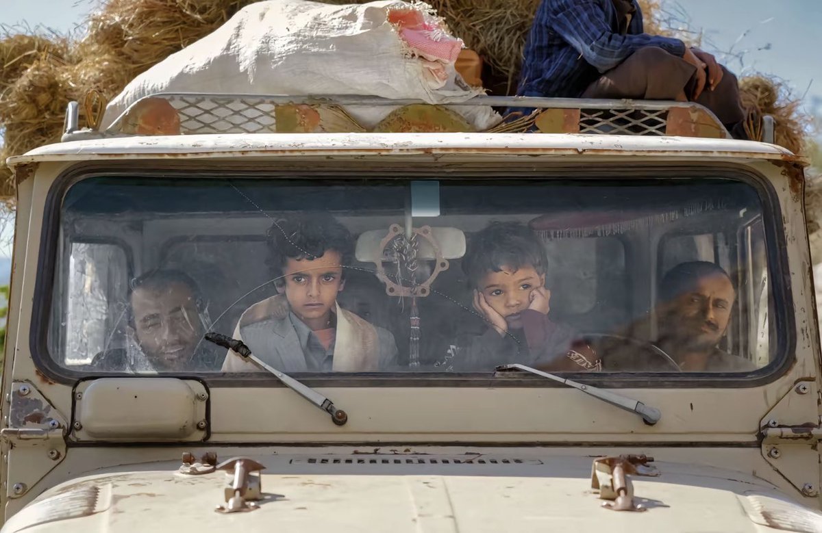 ليـت الزمـان يـتكرر والـليـالي تـعـاد
ماكان جيت المكان اللي على اخر عهد