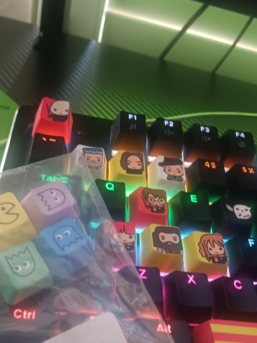 chefblue420's tweet image. Adding new keys to my keyboard!
🥳🥳🥳🥳🥳🥳🥳🥳🥳🥳🥳🥳🥳

Gonna be getting some dope ones soon! 

#KeyboardWarriors #keyboardkeys #harrypotter #Pacman #ghosts