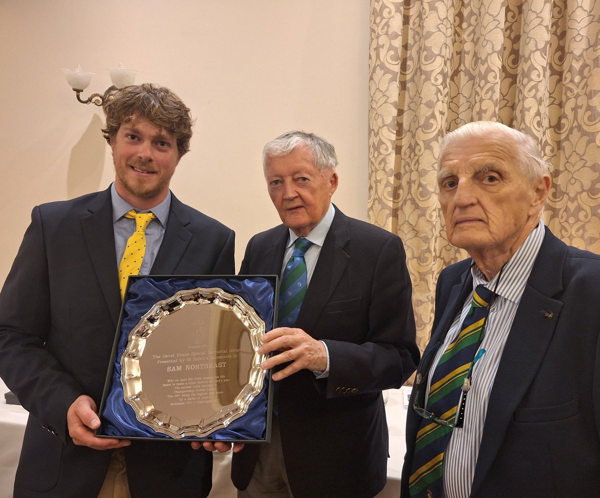 GlamCricket's tweet photo. Sam Northeast wins the David Evans Special Memorial Award for his outstanding triple-century at Lord's, also the highest individual score at the Home of Cricket 👏

#BalconiersAwards
#OhGlammyGlammy https://t.co/dZI2rSpZOr