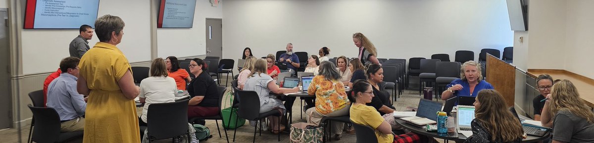 Leading4LEE's tweet photo. Thank you Teaching and Learning for providing an optional PD on using  assessments.  #eLEEvate https://t.co/ZLWN8WQ32y